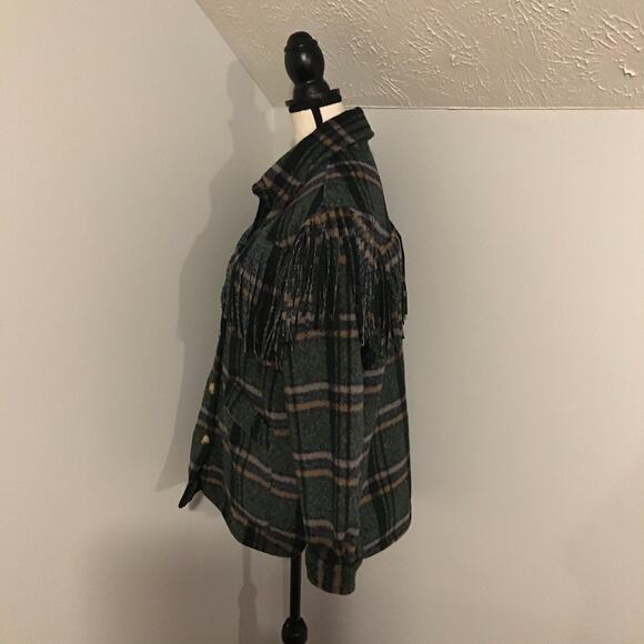 Anthropologie [BlankNYC] Green Plaid Fringe Shacket Jacket - Size Medium - NWT - Picture 3 of 12